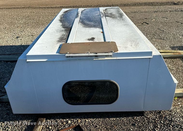 image for item DW2405 Knapheide Knap Kap pickup truck topper