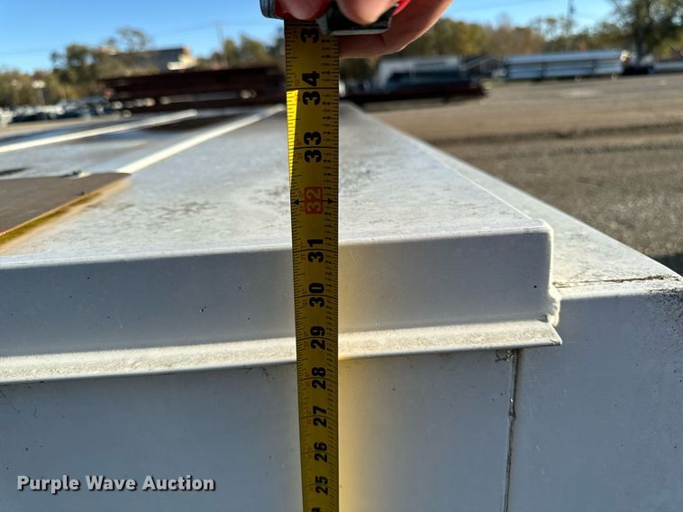 image for item DW2405 Knapheide Knap Kap pickup truck topper