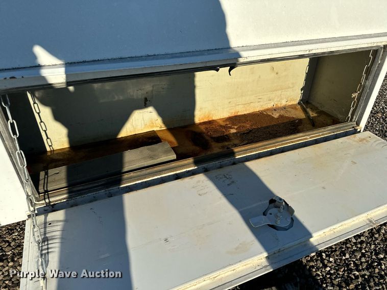 image for item DW2405 Knapheide Knap Kap pickup truck topper