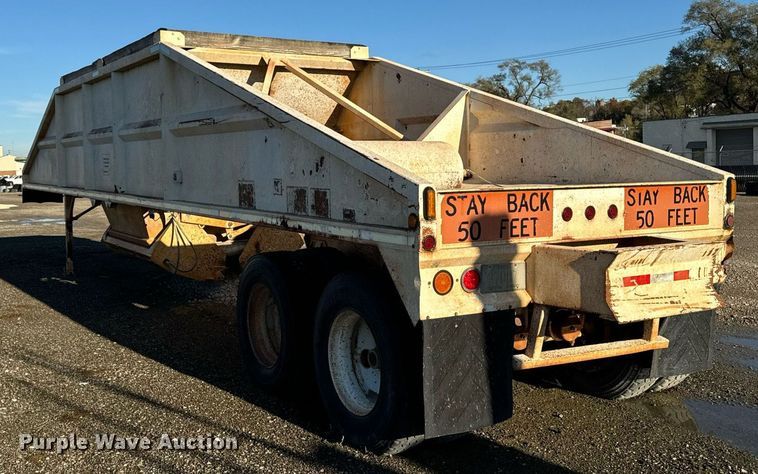 image for item DW2406 1996 Corn belt S-4202 bottom dump trailer