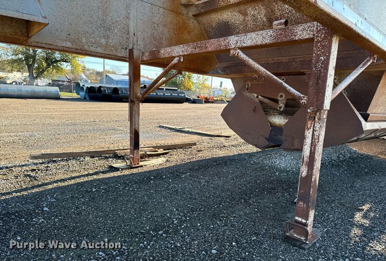 image for item DW2406 1996 Corn belt S-4202 bottom dump trailer