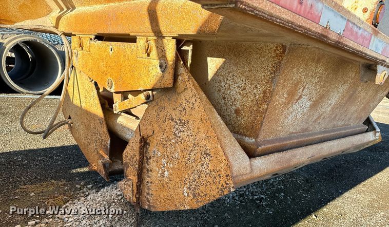 image for item DW2406 1996 Corn belt S-4202 bottom dump trailer