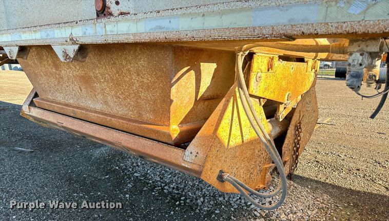 image for item DW2406 1996 Corn belt S-4202 bottom dump trailer