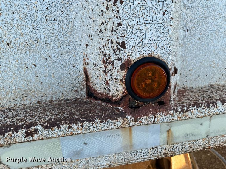 image for item DW2406 1996 Corn belt S-4202 bottom dump trailer