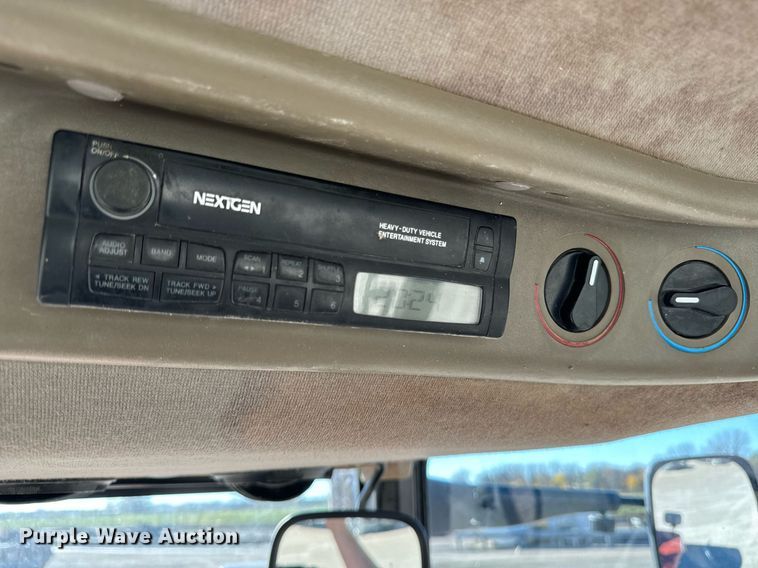 image for item DW2408 Case IH MXM130 MFWD tractor