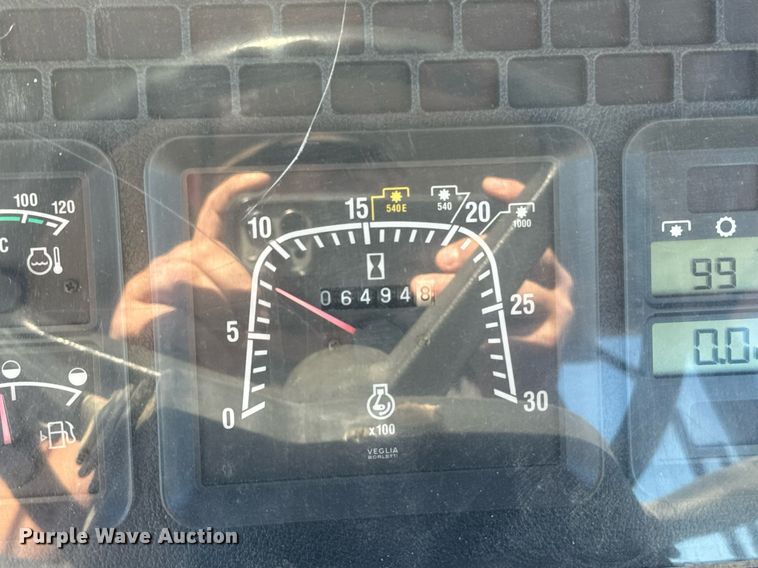 image for item DW2408 Case IH MXM130 MFWD tractor