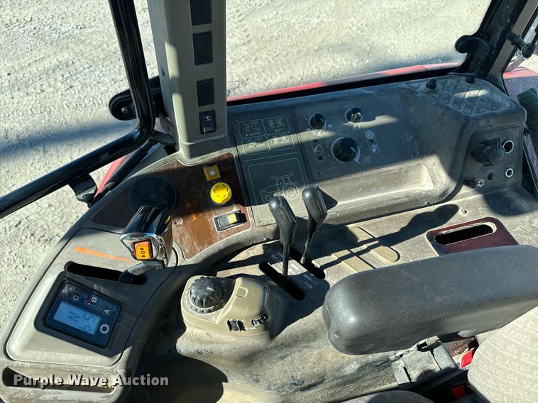 image for item DW2409 2005 Case IH MXM130 MFWD tractor