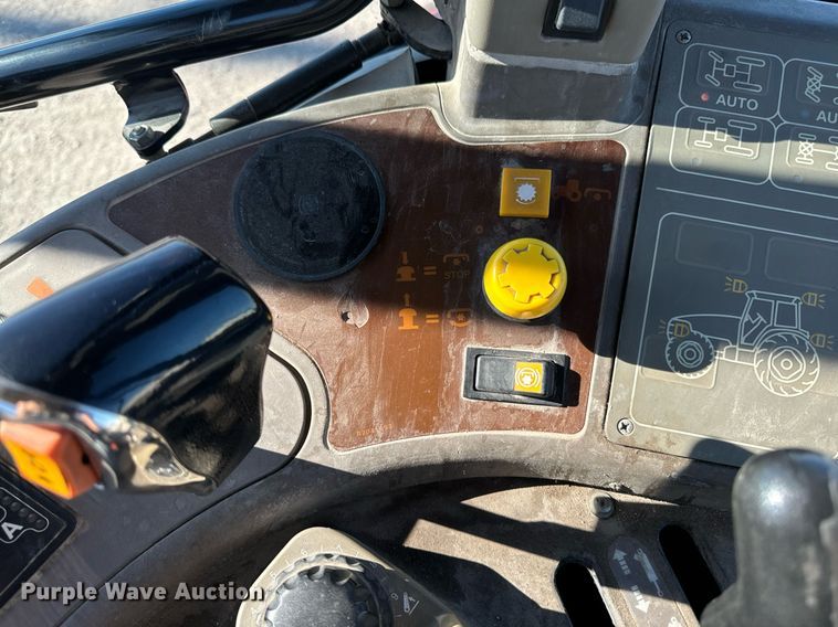 image for item DW2409 2005 Case IH MXM130 MFWD tractor