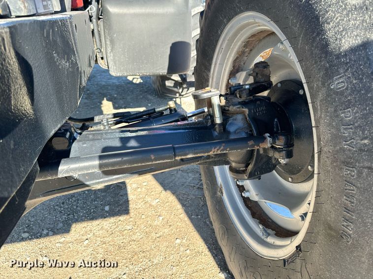 image for item DW2409 2005 Case IH MXM130 MFWD tractor