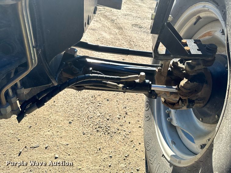 image for item DW2409 2005 Case IH MXM130 MFWD tractor