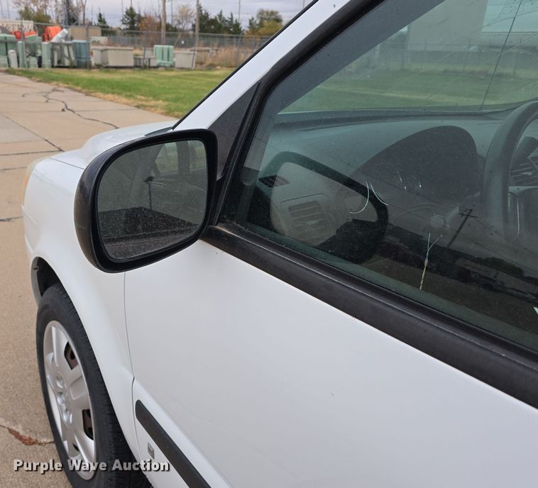 image for item DW3901 2008 Chevrolet Uplander LS van