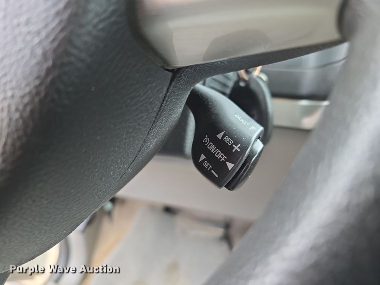 image for item DW3901 2008 Chevrolet Uplander LS van