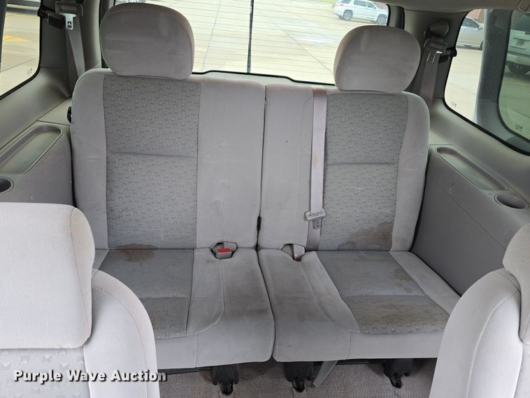 image for item DW3901 2008 Chevrolet Uplander LS van