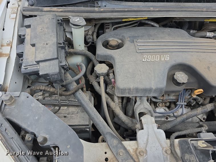 image for item DW3901 2008 Chevrolet Uplander LS van