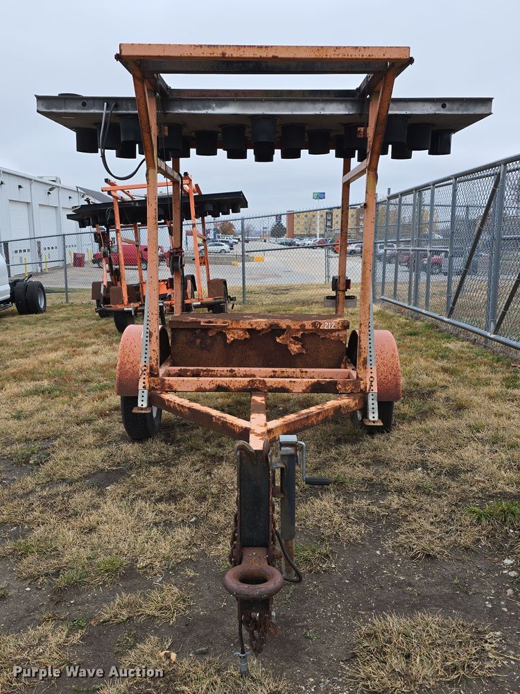 image for item DW3929 (4) arrow board trailers