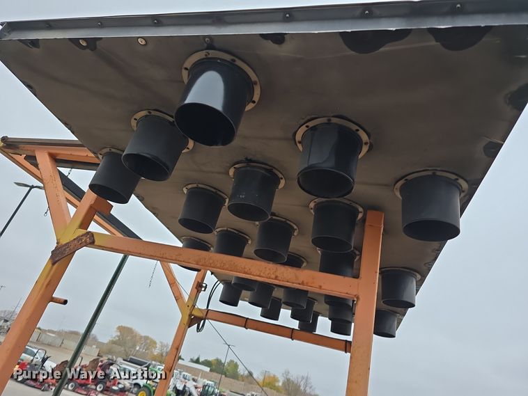 image for item DW3929 (4) arrow board trailers