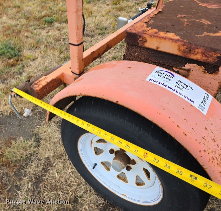 image for item DW3929 (4) arrow board trailers