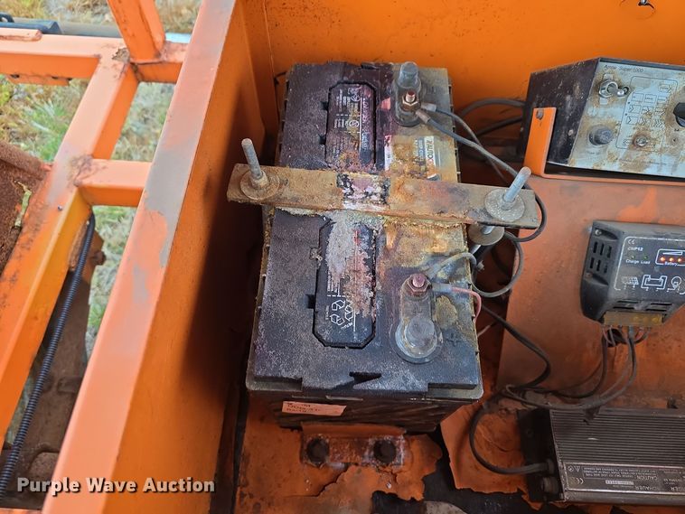 image for item DW3929 (4) arrow board trailers