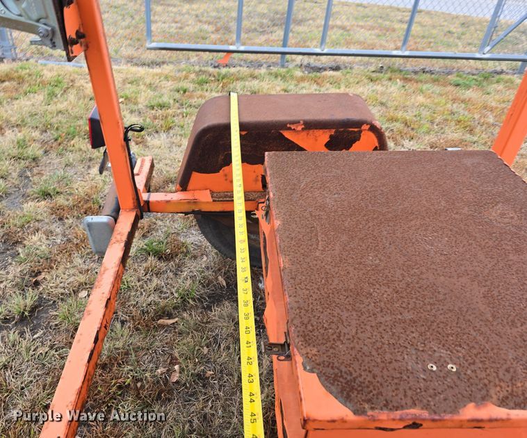 image for item DW3929 (4) arrow board trailers