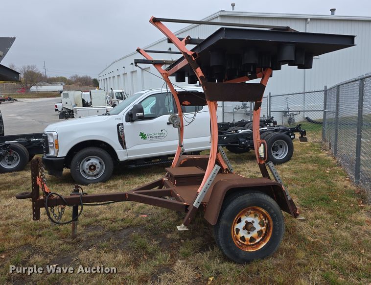 image for item DW3929 (4) arrow board trailers