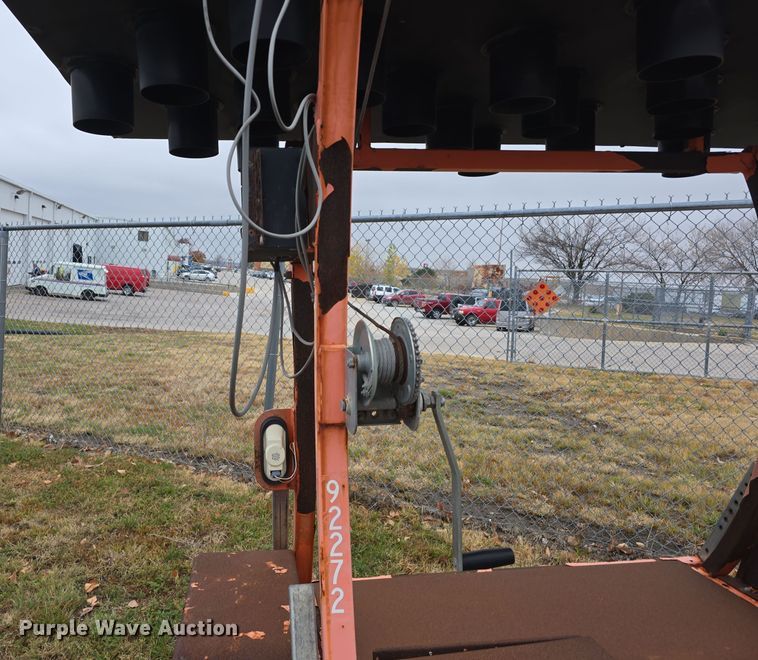 image for item DW3929 (4) arrow board trailers