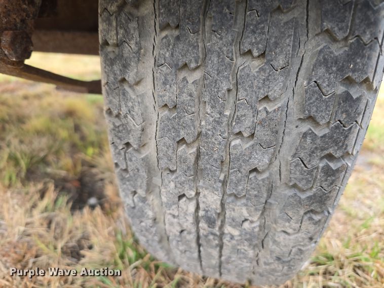 image for item DW3929 (4) arrow board trailers