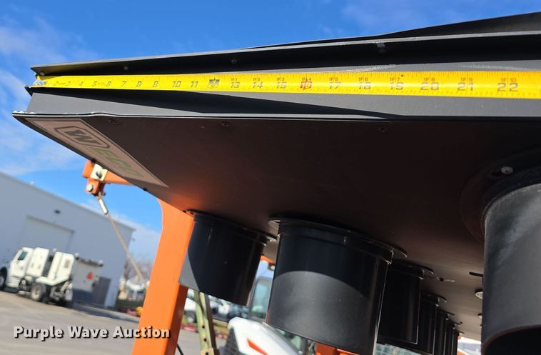 image for item DW3929 (4) arrow board trailers