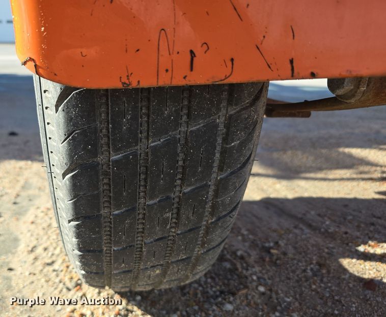 image for item DW3929 (4) arrow board trailers