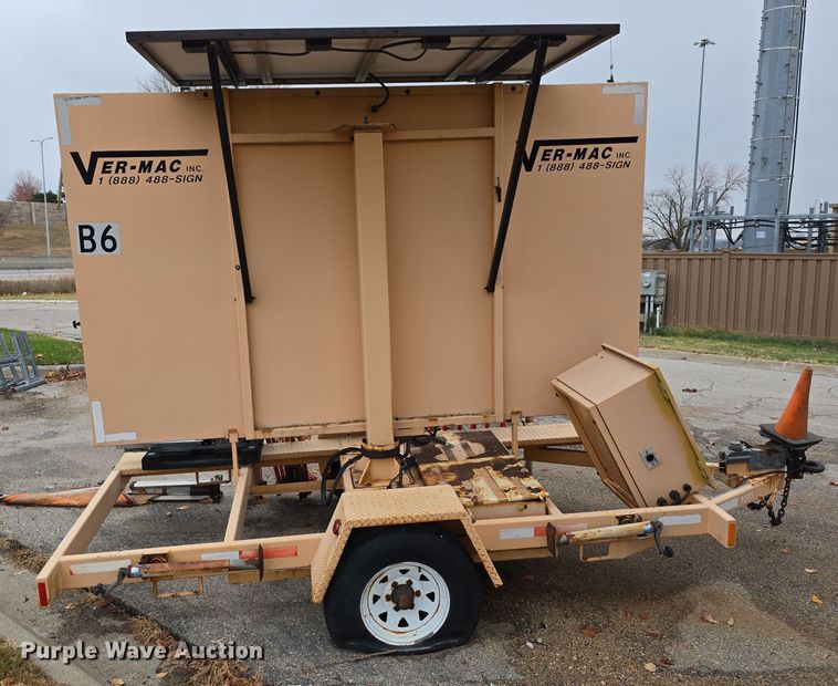 image for item DW3931 (3) Ver-Mac message board trailers