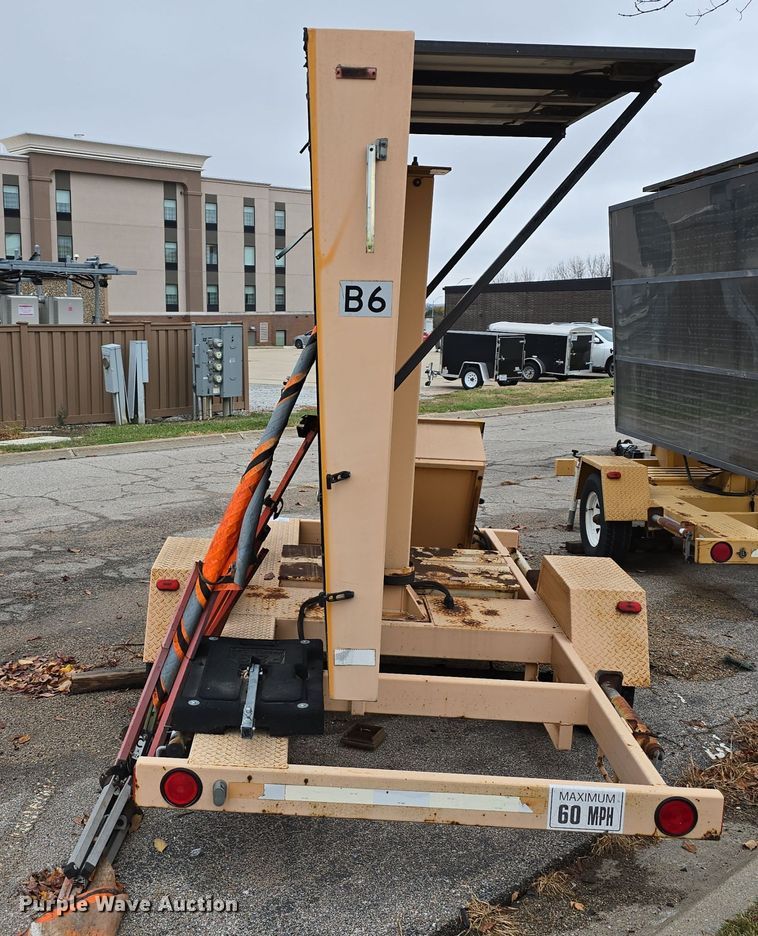 image for item DW3931 (3) Ver-Mac message board trailers