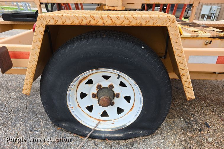 image for item DW3931 (3) Ver-Mac message board trailers