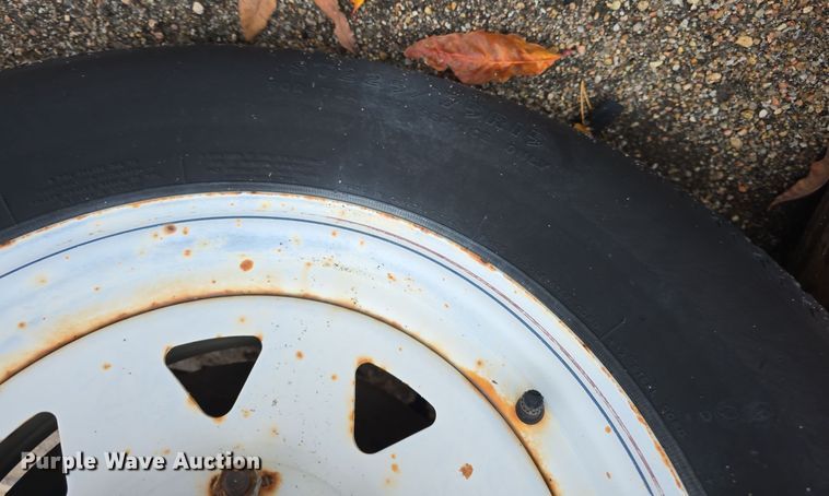 image for item DW3931 (3) Ver-Mac message board trailers