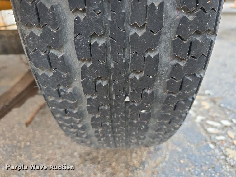 image for item DW3931 (3) Ver-Mac message board trailers