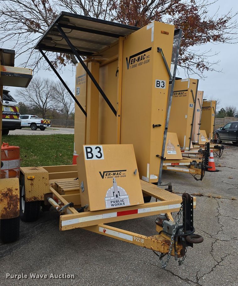 image for item DW3931 (3) Ver-Mac message board trailers