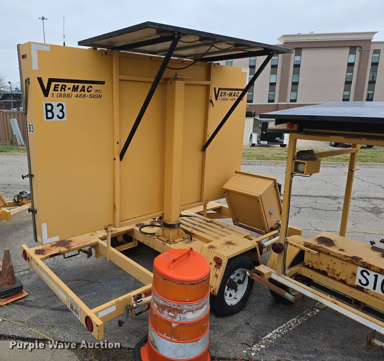 image for item DW3931 (3) Ver-Mac message board trailers