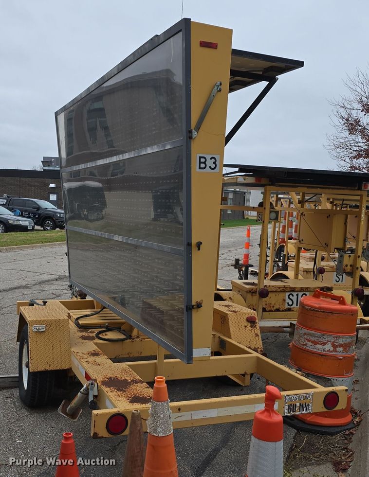 image for item DW3931 (3) Ver-Mac message board trailers