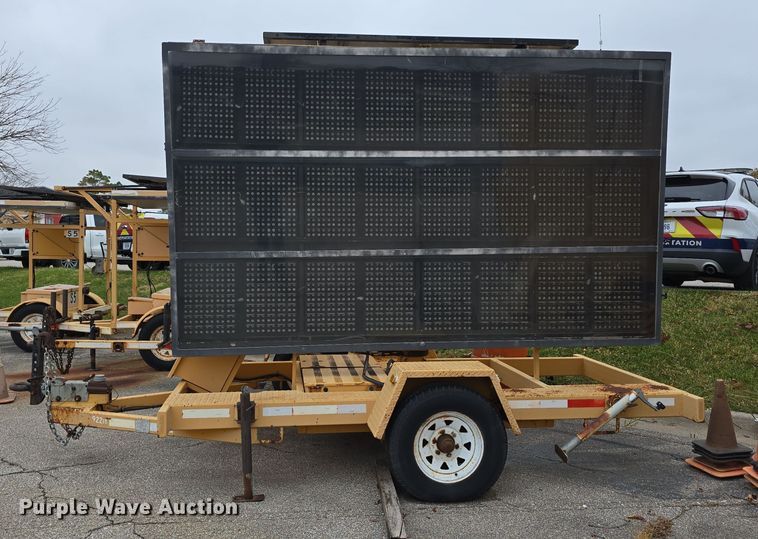 image for item DW3931 (3) Ver-Mac message board trailers