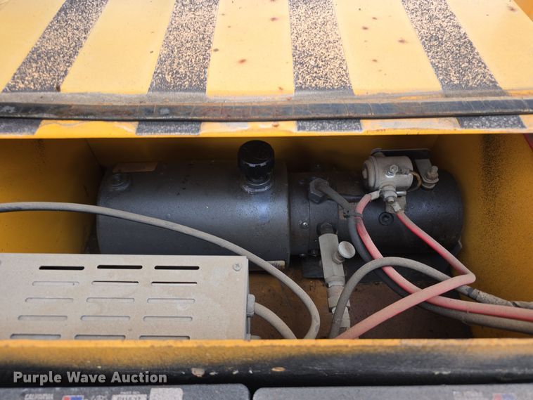 image for item DW3931 (3) Ver-Mac message board trailers