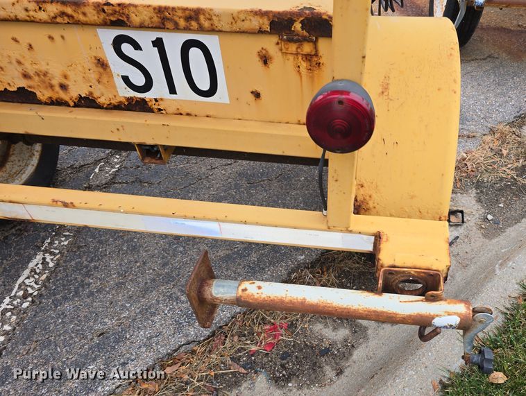 image for item DW3932 (3) Ver-Mac message board trailers