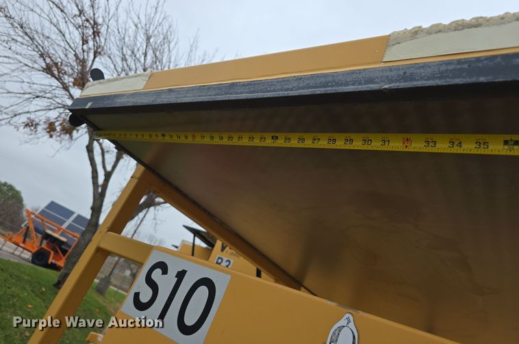 image for item DW3932 (3) Ver-Mac message board trailers