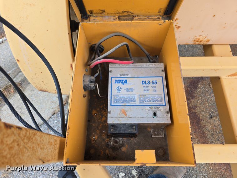 image for item DW3932 (3) Ver-Mac message board trailers