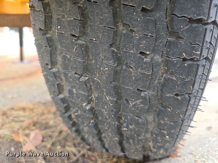 image for item DW3932 (3) Ver-Mac message board trailers