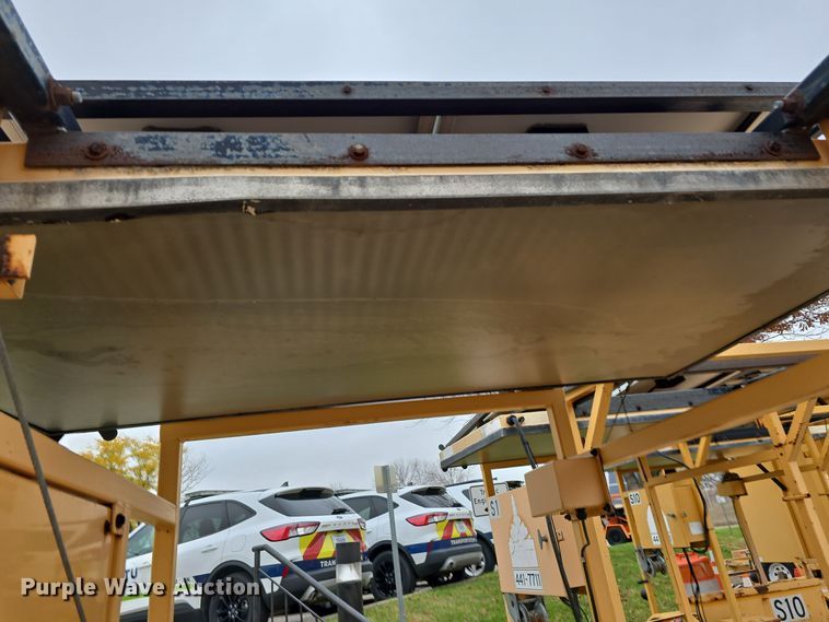 image for item DW3932 (3) Ver-Mac message board trailers