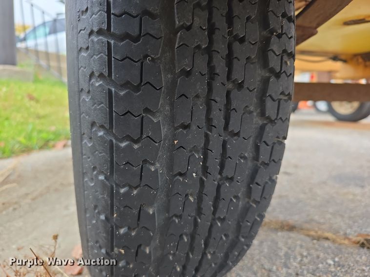 image for item DW3932 (3) Ver-Mac message board trailers