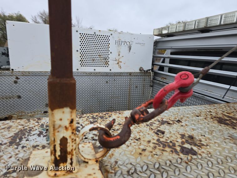 image for item DW3935 2005 Ford F450 Super Duty XL Crew Cab utility / service truck