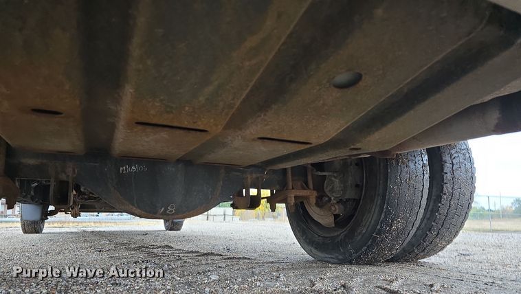 image for item DW3935 2005 Ford F450 Super Duty XL Crew Cab utility / service truck