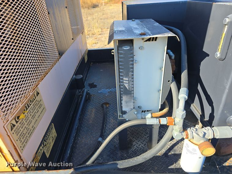 image for item DW3941 2010 KM International KM T2 asphalt recycler