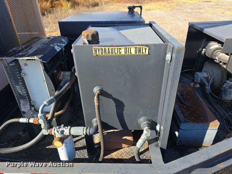 image for item DW3941 2010 KM International KM T2 asphalt recycler