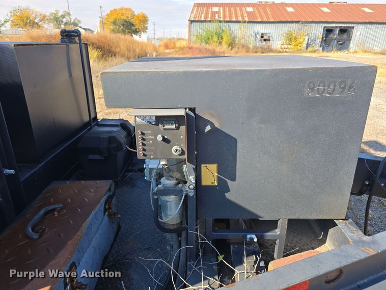 image for item DW3941 2010 KM International KM T2 asphalt recycler