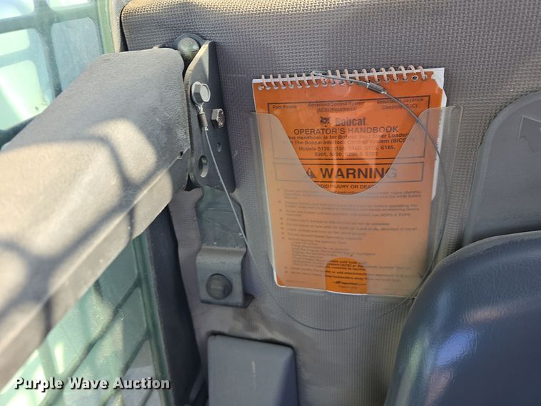 image for item DW3947 2005 Bobcat S185 skid steer loader